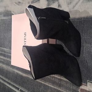 JustFab black Rosamund heeled booties NEW!